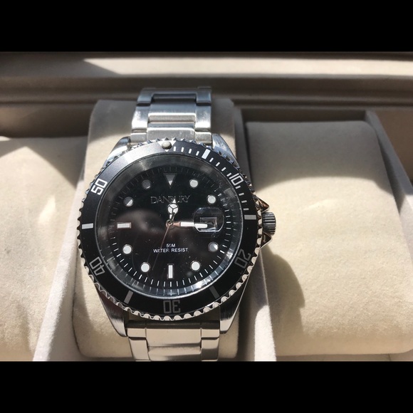 Danbury Men's Wrist Watch - Picture 5 of 8